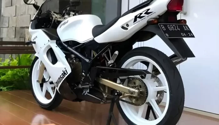 Harga Kawasaki Ninja RR Bekas Semakin Terjangkau, Solusi Budget-Friendly untuk Penggemar Motor Sport!