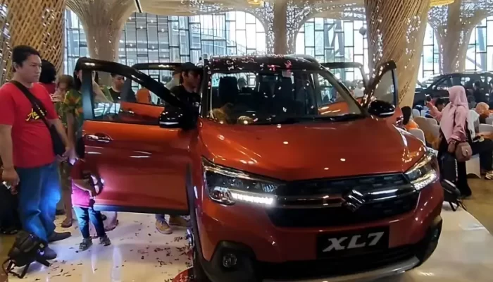 Ini Dia Harga Terbaru Suzuki New XL7 Hybrid yang Menggiurkan!