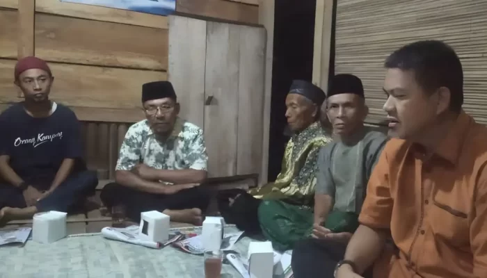 Inisiatif Wakil Ketua DPRD Bandar Lampung Memperpanjang Cahaya Listrik PLN di Kampung Jaha, Menghadirkan Kemudahan Baru untuk Aktivitas Warga