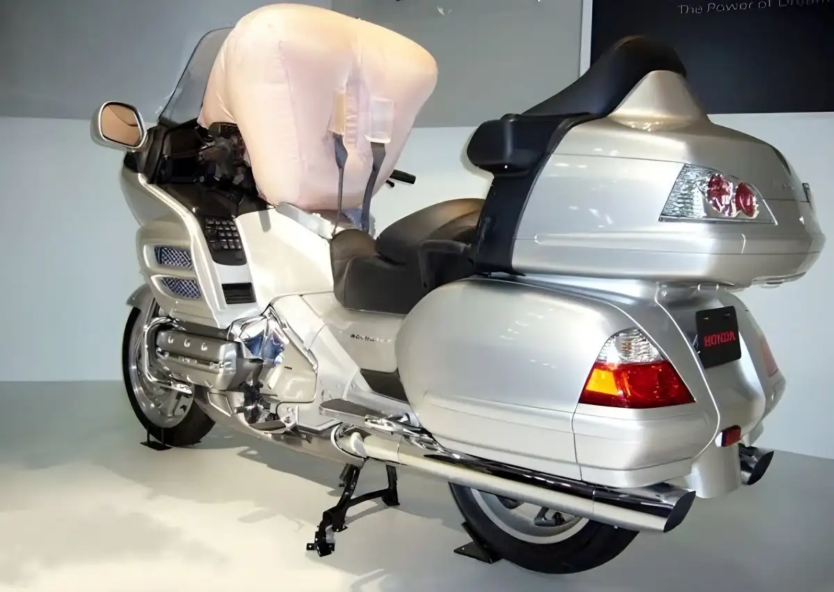Konsep Revolusioner Autoliv Akan Mengenalkan Airbag untuk Sepeda Motor