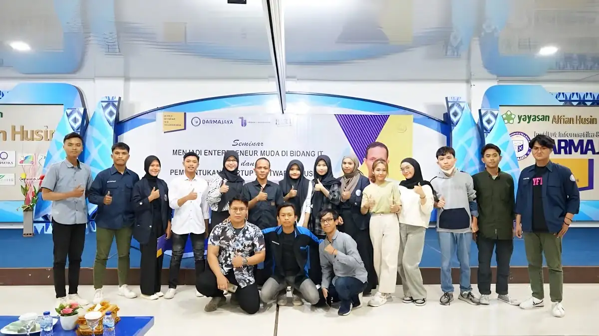 TI IIB Darmajaya Mempersembahkan Seminar tentang Membangun Entrepreneur Muda di Bidang IT dan Membentuk Startup Software dengan Alumni Host IT