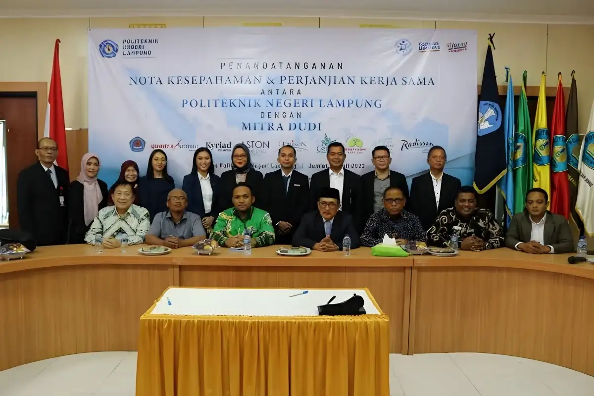 Mendukung Program MBKM, Polinela Menandatangani Kemitraan dengan 9 Perusahaan dan Perhotelan di Lampung