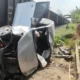 Pulang Jemput Sekolah, Mobil Xenia Tertabrak Kereta Babaranjang di Hajimena Natar, Empat Orang Luka-Luka