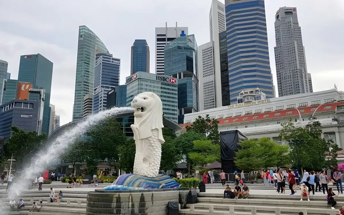 Ratusan Mahasiswa Indonesia Memilih Singapura sebagai Destinasi Karir yang Menjanjikan dalam Menghadapi Tantangan Ekonomi dan Pasar Kerja yang Terbatas