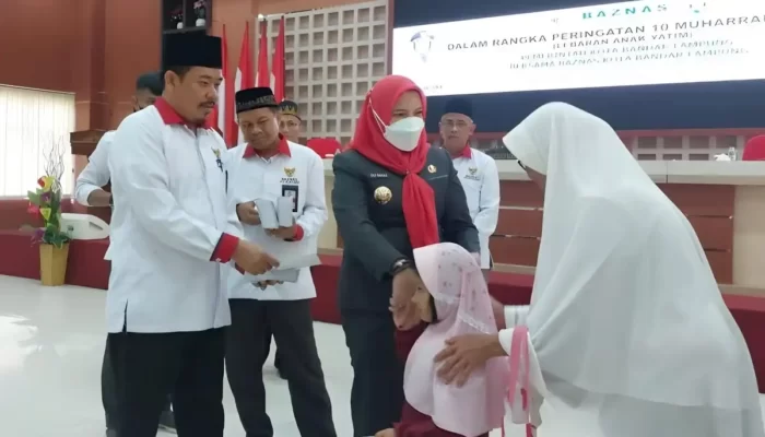 Keberkahan dalam Memperingati 10 Muharram 1445 Hijriah: Pemkot Bandar Lampung Memberikan Bantuan kepada Anak Yatim Piatu dan Kaum Duafa