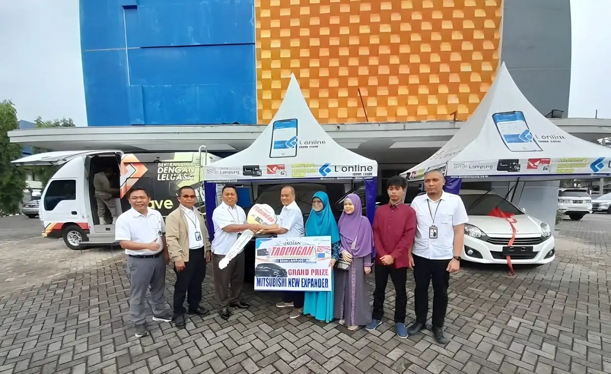 Bank Lampung Serahkan Hadiah Grand Prize Undian Tabungan Lokal Bank Lampung Tahun 2023