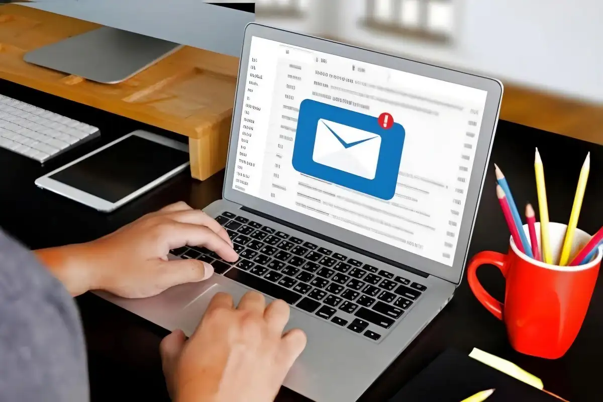 Cara menghentikan bombardir email yang mengganggu