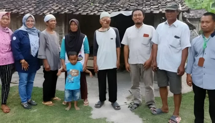 Perjuangan Melawan Tumor Mata: Dukungan Dinas Sosial Lampung Selatan saat Lansia dari Kalianda Menjalani Operasi di RSCM Jakarta
