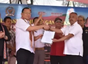 Setelah 70 Tahun Menantikan, Warga Sukapura Lampung Barat Akhirnya Meraih Surat Pelepasan Register 45 dari Pemerintah