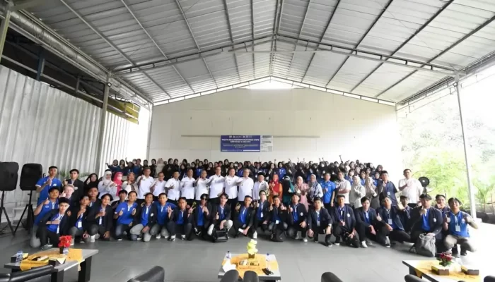 Kegiatan IIB Darmajaya: 346 Mahasiswa Beraksi dengan Praktik Kerja Pengabdian Masyarakat di Pesawaran