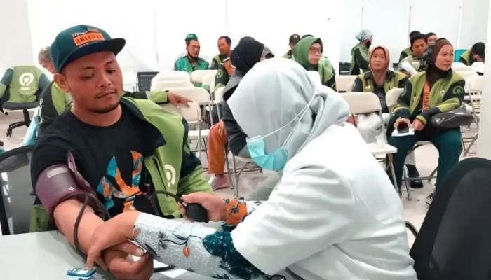 Ratusan Pengemudi Gojek Lampung Meraih Manfaat Pemeriksaan Kesehatan Gratis