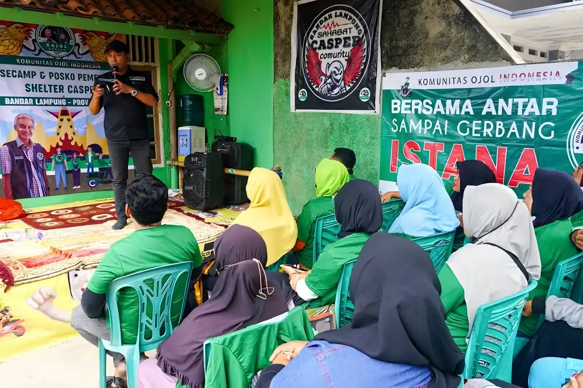 Renovasi Basecamp, Komunitas Ojol Ganjar Perkuat Jaringan Dukungan Sampai Lampung
