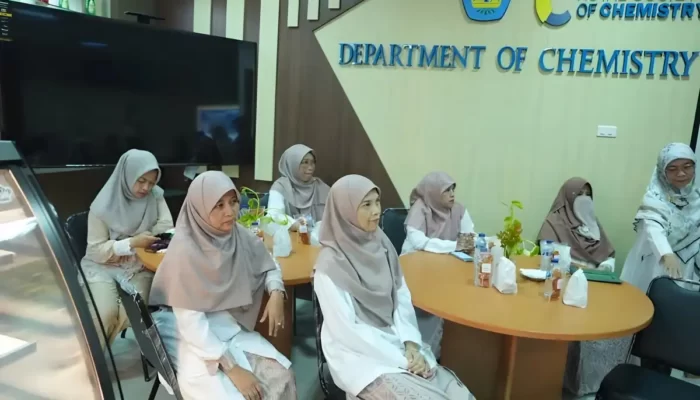 Rektor Universitas Lampung (Unila) meresmikan Pusat Keunggulan Mahasiswa Jurusan Kimia untuk Meningkatkan Kualitas Mahasiswa