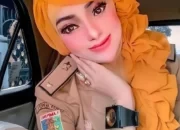 Viral di Medsos, ini dia Yuni Jasmine, PNS Lampung Berdagu Lancip yang Suka Dandan Mirip Barbie