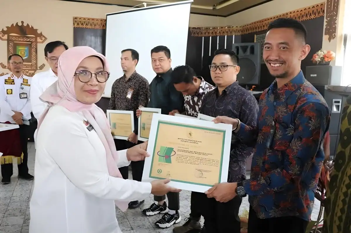 Wujudkan Zero Accident, PLN UID Lampung Raih Penghargaan K3 dari Menteri Ketenagakerjaan RI