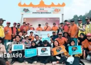 Bersih Pantai Kelawi dan Minang Rua Lampung Selatan, CCEP Edukasi Kelola Sampah Rumah Tangga