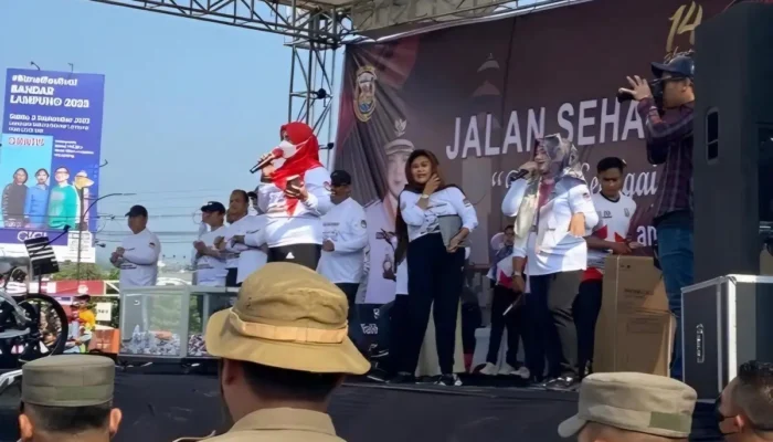 Jalan Sehat Meriah, Puncak Kirab Pemilu 2024 di Bandar Lampung