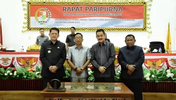 Penandatanganan Raperda APBD Perubahan 2023 oleh Pj Bupati M. Firsada Mendapat Apresiasi DPRD Tulangbawang Barat