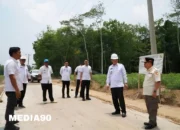 Bupati Tulangbawang Barat Soroti Kualitas Pekerjaan di Jalan Tol Lambu Kibang