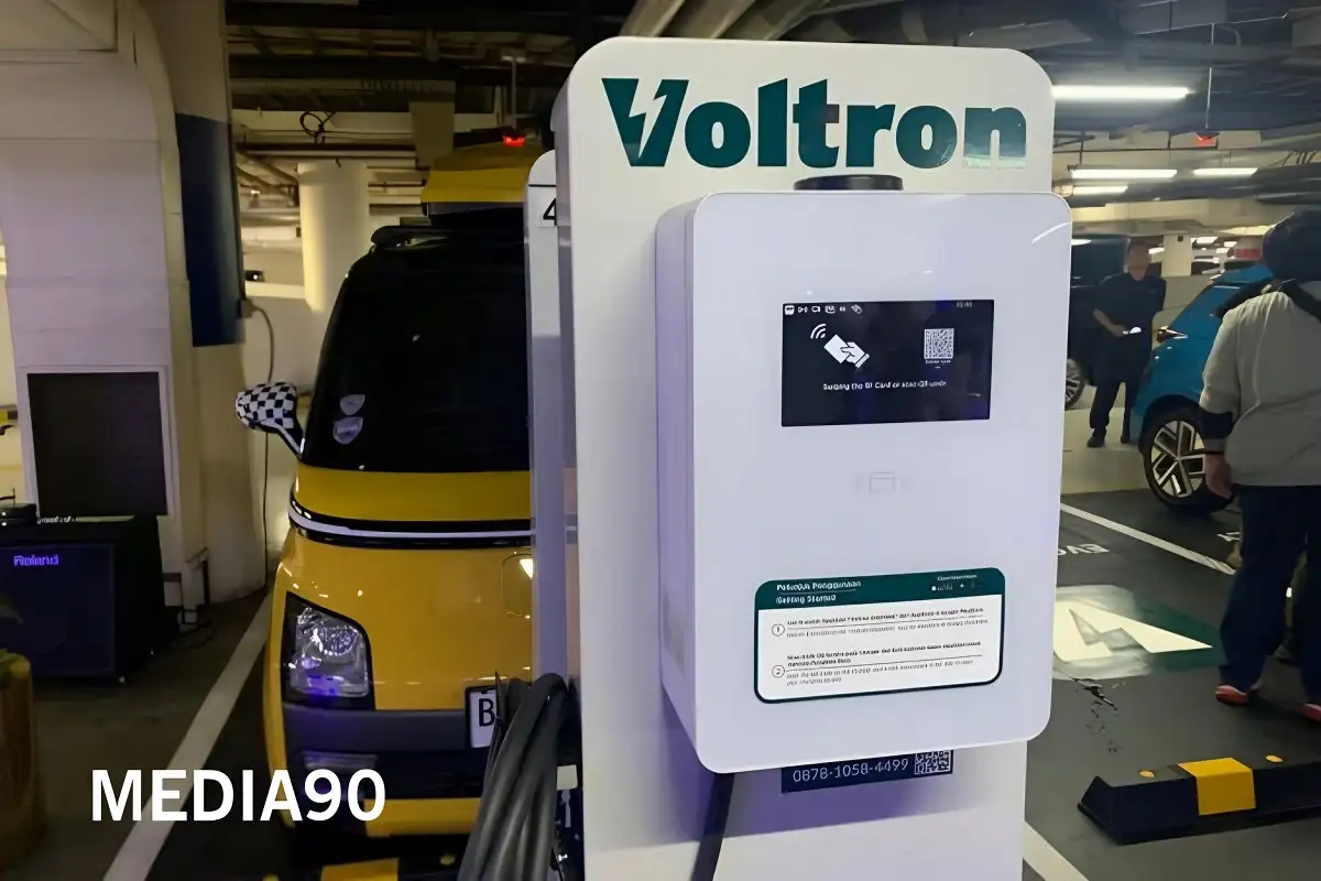 Voltron Resmikan Charging Hub Di Senayan City Untuk Mobil Listrik