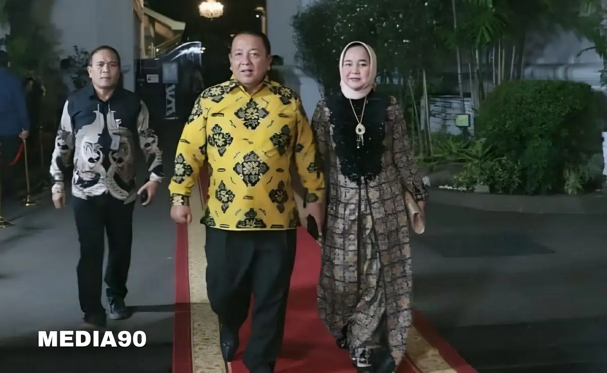 Gubernur Lampung Bersama Ketua TP-PKK Hadiri Acara Istana Berbatik