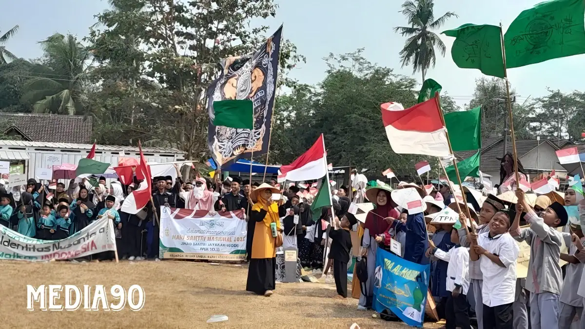Peringatan Hari Santri Nasional di Tanjung Sari Lampung Selatan Meriah, Ada Pawai Santri Hingga Donor Darah