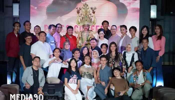 Keanggunan Budaya Lampung dalam Busana Putri Indonesia Farhana Nariswari di Miss International 2023