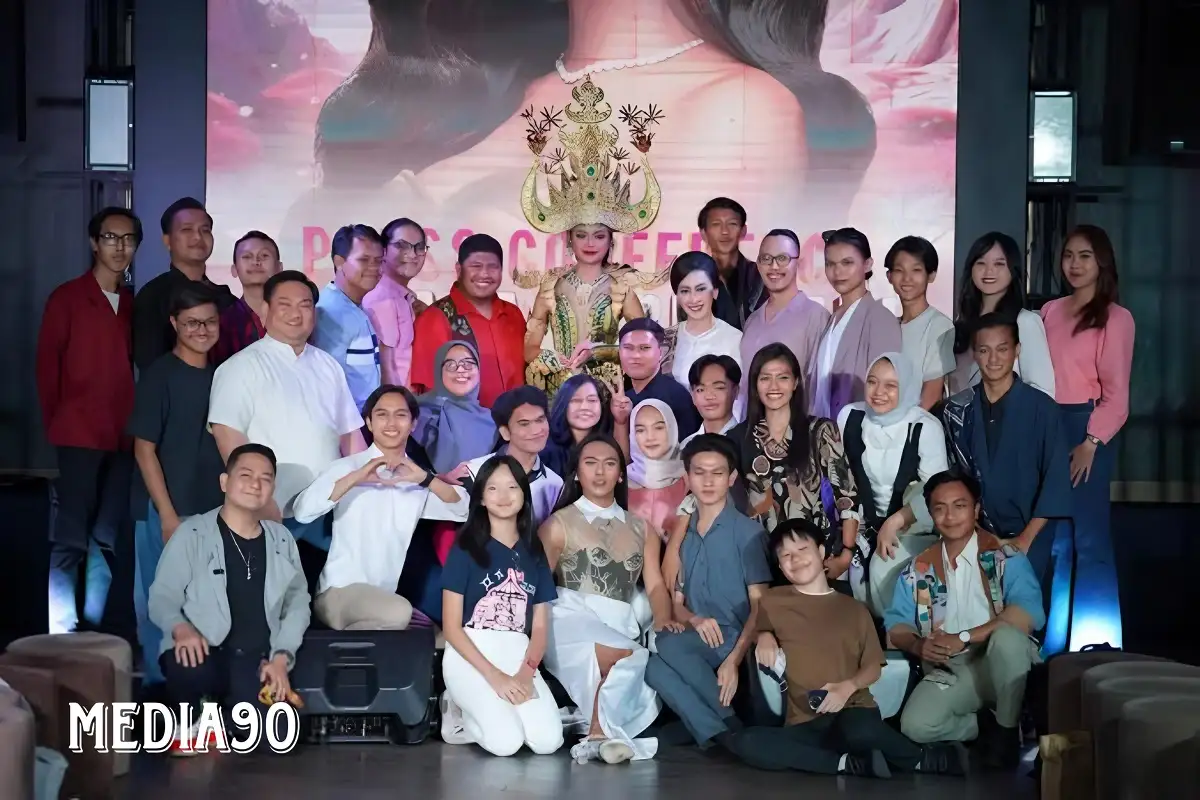Putri Indonesia Farhana Nariswari Bawakan Busana dan Budaya Lampung di Ajang Miss International 2023