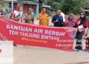 Antisipasi Musim Kemarau: TDM Tanjung Bintang Salurkan Ribuan Liter Air Bersih ke Warga Desa Budi Lestari
