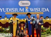 Transformasi Impian: Aziz Hermawan, Mahasiswa Disabilitas Asal Tulangbawang, Gapai Ketinggian sebagai Arsitek Berkat Beasiswa Penuh dari UBL