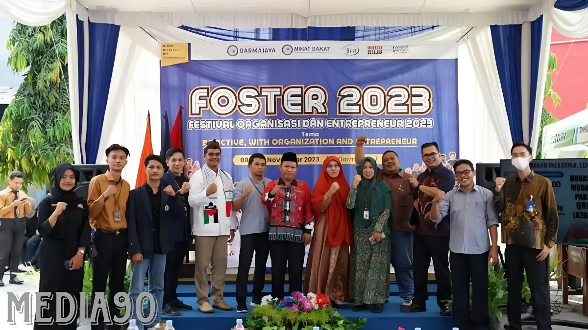 Gelar Foster 2023, IIB Darmajaya Tingkatkan Minat dan Bakat Mahasiswa dalam Berorganisasi serta Entrepreneur