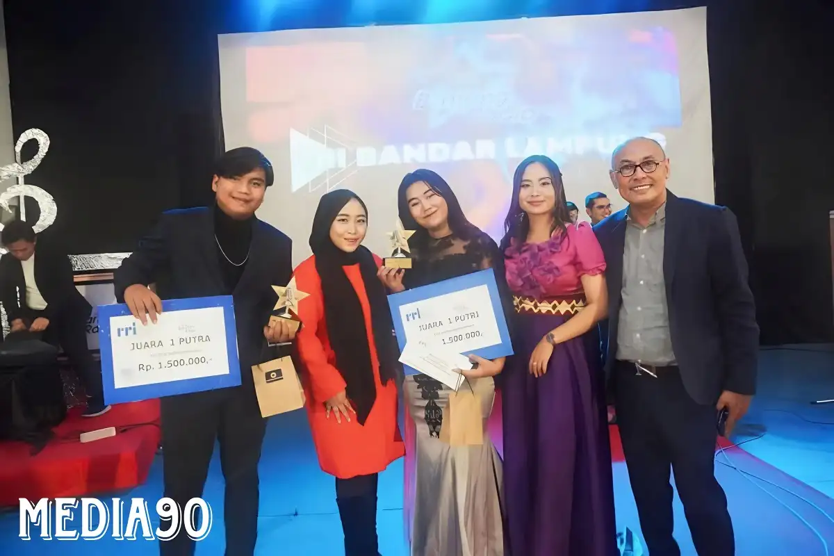Juara Bintang Radio, Mahasiswi Darmajaya Wakili Lampung di Tingkat Nasional