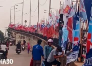 Antusiasme Memuncak Menjelang Kedatangan Bakal Calon Wakil Presiden Gibran Rakabuming Raka di Pasar Natar, Lampung Selatan