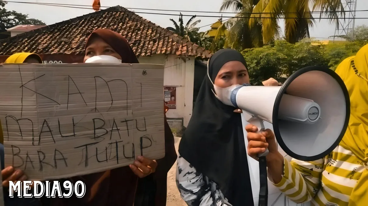 Bikin Batuk dan Gangguan Pernapasan, Warga Way Lunik Panjang Bandar Lampung Protes Stockpile Batubara
