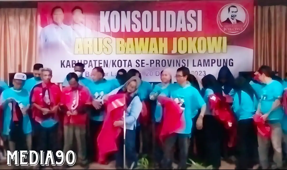 Gelar Aksi Buka Seragam, Kader dan Simpatisan PDIP Lampung Beralih Dukung Prabowo-Gibran