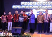 Gubernur Lampung Arinal Djunaidi Meriahkan Malam Apresiasi KPU Provinsi Lampung 2023 di Hotel Novotel