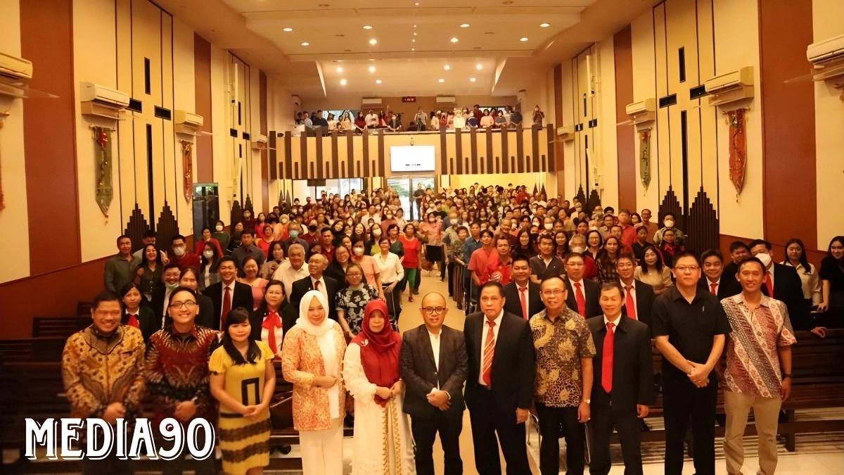 Momen Natal 2023, Kakanwil Kemenag Lampung Jadi Sumber Inspirasi Kedamaian dan Kerukunan