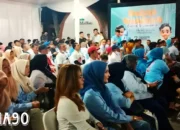 Antusiasme Keluarga TKD Prabowo-Gibran Lampung: Serunya Nobar Debat Capres Sambil Nikmati Kekeluargaan dan Lezatnya Aneka Jajanan Gratis