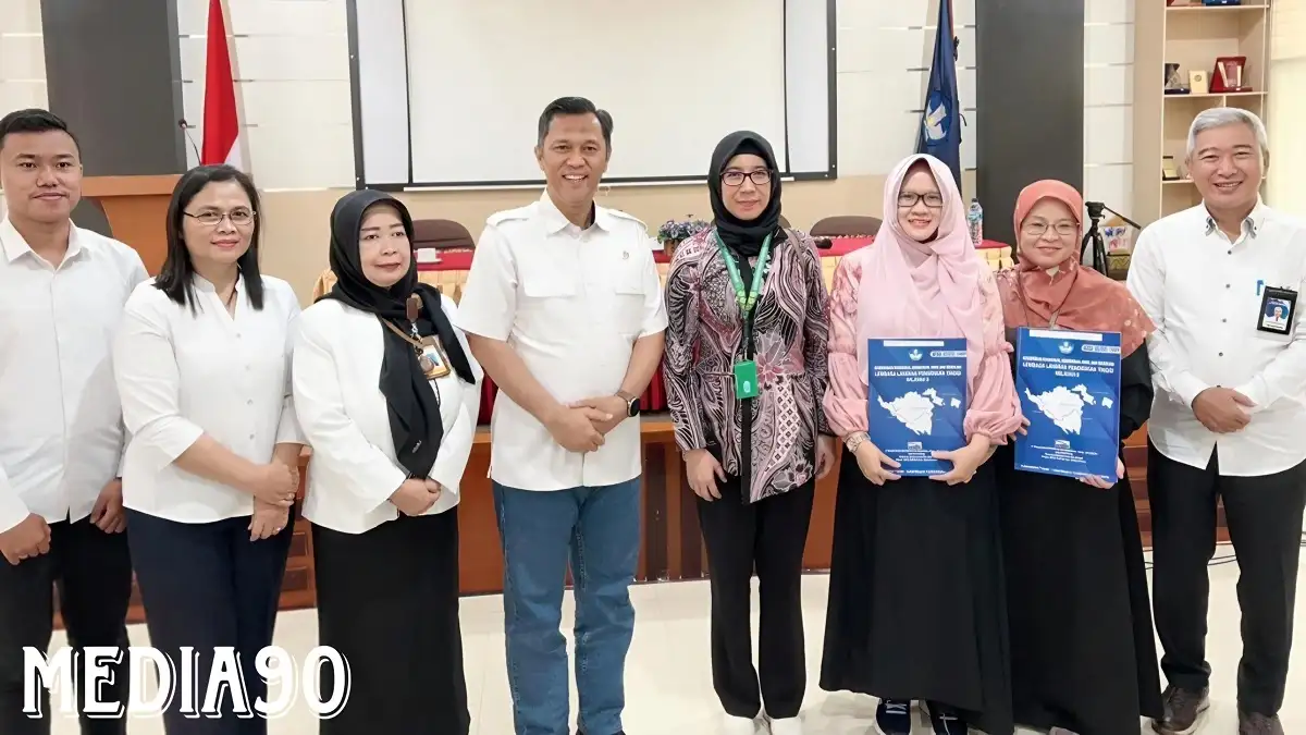 Terima SK LLDikti, Universitas Malahayati Tambah Dua Dosen Jadi Lektor Kepala