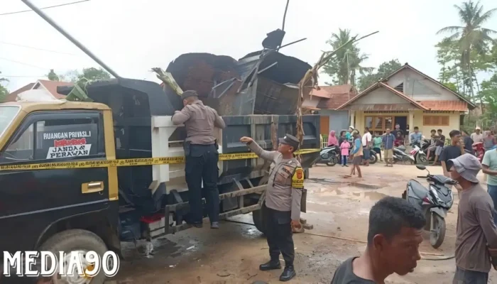 Tragedi Berapi di Bak Truk: Tukang Las Tewas Terpanggang di Batanghari, Lampung Timur