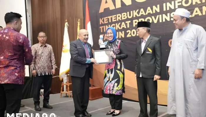 Universitas Lampung (Unila) Sabet Penghargaan Prestisius Anugerah Keterbukaan Informasi Publik Sebagai Badan Publik Informatif Terbaik