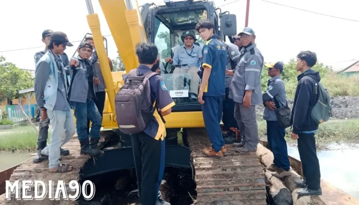 Pelatihan Keterampilan Operator dan Mekanik P3UW Lampung oleh United Tractors dalam Merawat Kinerja Optimal Eskavator Komatsu