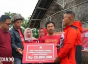 Bupati Nanang Serahkan Bantuan Bedah Rumah ke Warga Kalianda, Merbau Mataram, dan Tanjung Bintang