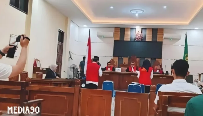 Kisah Hukum Terkini: Selebgram Adelia Putri Salma Dituduh Melanggar Pasal Berlapis oleh Kejari Bandar Lampung dalam Kasus Gaya Glamor dan Uang Narkoba