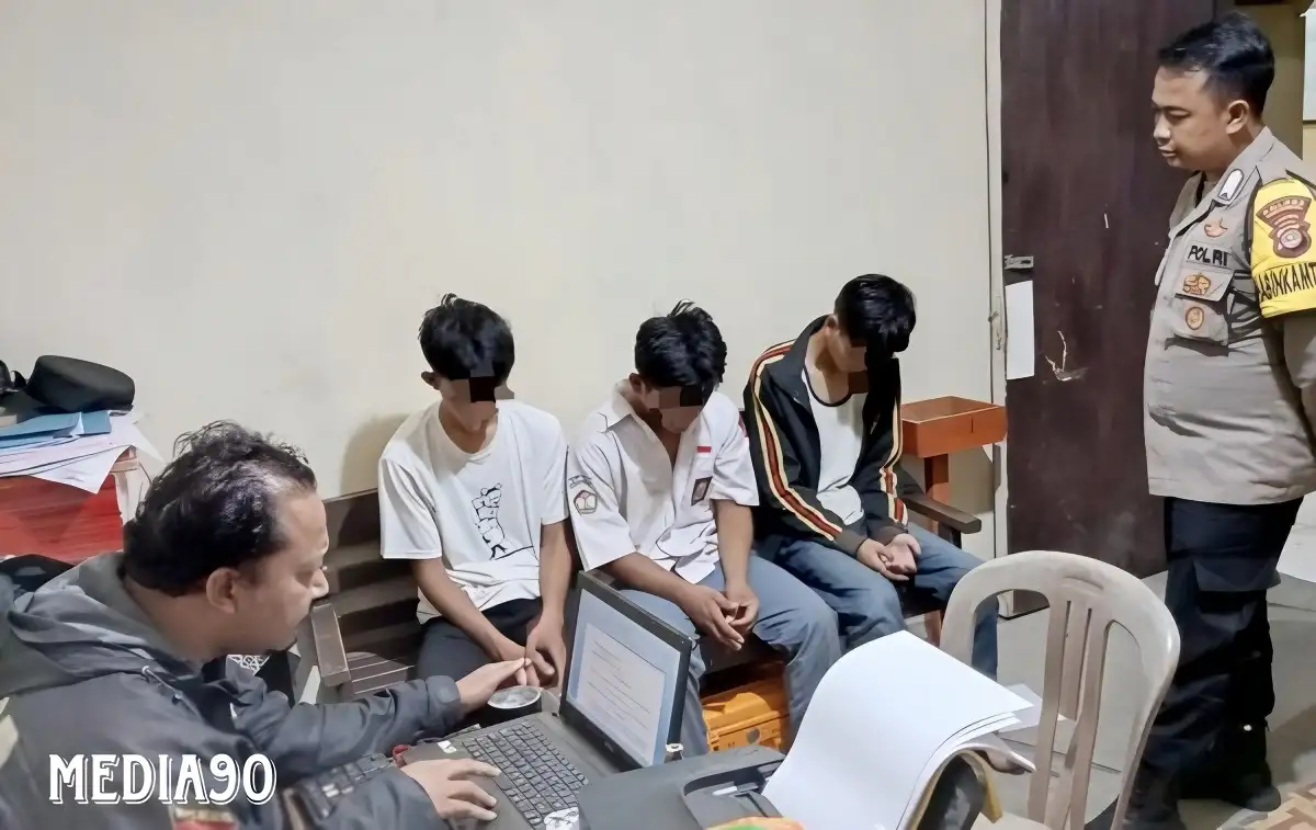 Nyaris Diamuk Warga, Tiga Pelajar SMK YPT Pringsewu Diringkus saat Hendak Tawuran dengan Siswa SMKN 1 Gadingrejo