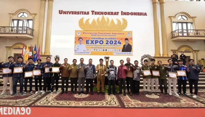 Karya Inovasi Mahasiswa Teknokrat Dapat Apresiasi Tinggi dari Kepala Balitbangda Lampung di Teknokrat Academic Expo 2024