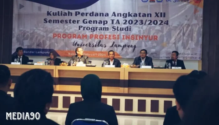 Upaya Meningkatkan Kompetensi dan Wawasan: 62 Mahasiswa Kuliah Perdana Profesi Insinyur, Diminta oleh Wakil Rektor
