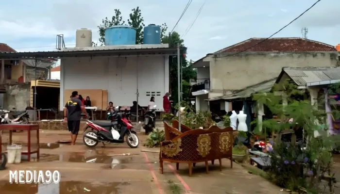 Kritik Tumpahan Emosi: Pembagian Bantuan Banjir di Bandar Lampung Dinilai Tak Merata
