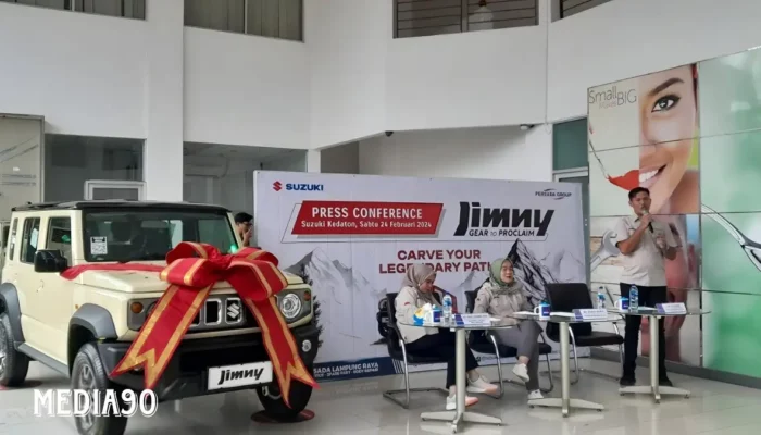 Mengaspal dengan Keindahan Enam Pilihan Warna! Suzuki Jimny 5 Door Kini Hadir Resmi di Lampung dengan Harga Mulai Rp500 Juta