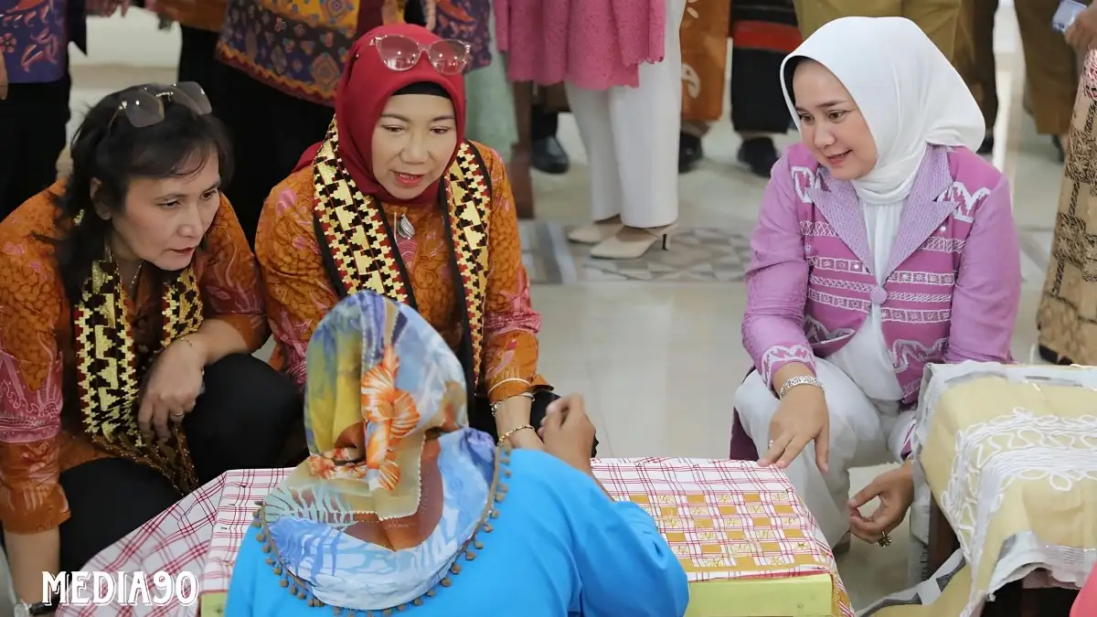 Riana Sari Arinal Menerima Kunjungan Ernawati Trenggono di Dekranasda Lampung